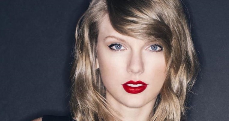 To νέο λουκ στα μαλλιά της Taylor Swift μας δίνει ιδέες. Οι αφέλειες κολακεύουν