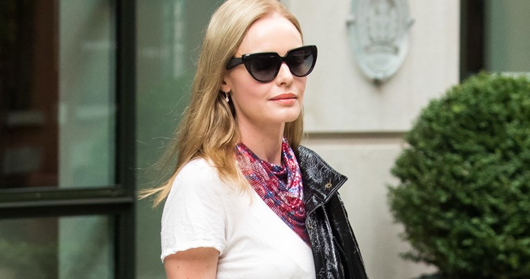 Βαρέθηκες το συνδυασμό τζιν/Τ-Shirt; H Kate Bosworth προτείνει μια εκπληκτική παραλλαγή στο λουκ 