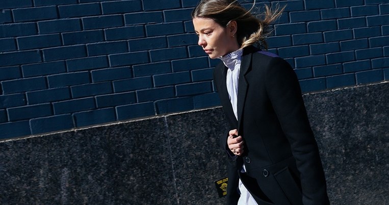 Τα "sneaker του μπαμπά" είναι ό,τι πιο απρόσμενο σε trend μπορείς να φανταστείς