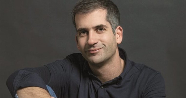 Διαζύγιο για τον Κώστα Μπακογιάννη και την Κάλλια Καμπουρίδου