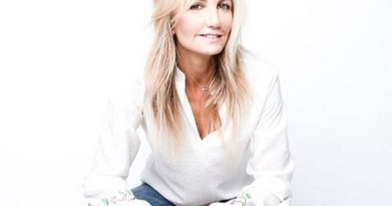 Η Μαρέβα Μητσοτάκη κάνει πατίνι στους δρόμους της Νέας Υόρκης