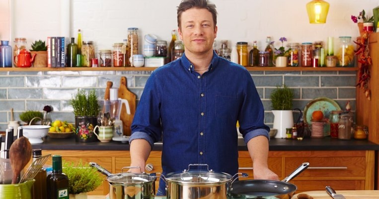 Ο γελαστός μπέμπης του Jamie Oliver κάνει θραύση στο Instagram
