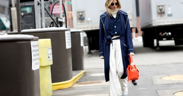 Ένα ρούχο που φοράς για να κοιμηθείς είναι το πιο hot πανωφόρι φέτος 