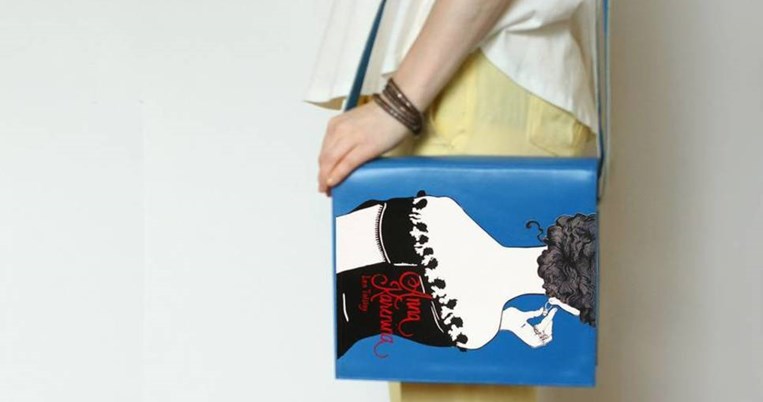 Aγαπημένα βιβλία της παγκόσμιας λογοτεχνίας σε μορφή τσάντας. Επιτέλους! 