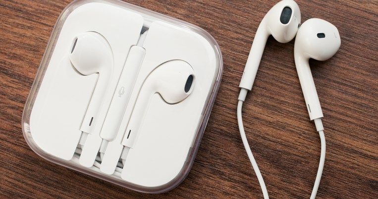 11 πράγματα που δεν ξέραμε ότι τα ακουστικά του iPhone μας μπορούν να κάνουν