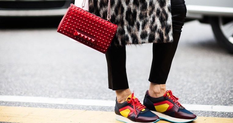 To παπούτσι που έχει αντικαταστήσει όλα τα άλλα φέτος και πως να το συνδυάσεις σωστά