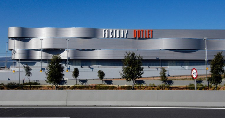 Black Friday στα Factory Outlet με εκπτώσεις έως 80% και δωρεάν πρωινό