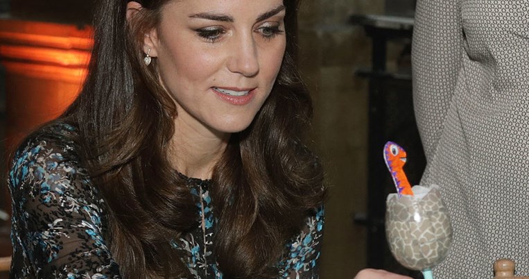 Το εντυπωσιακό floral dress της Κέιτ Μίντλετον και πώς να το αποκτήσεις 