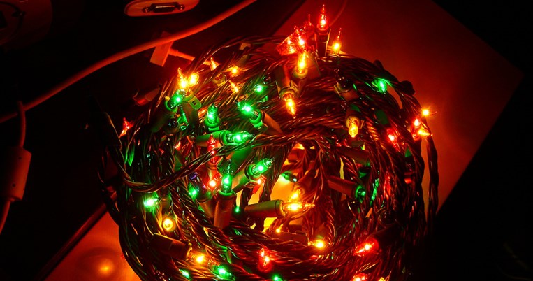 Γιατί το WiFi του σπιτιού «σέρνεται» τα Χριστούγεννα;