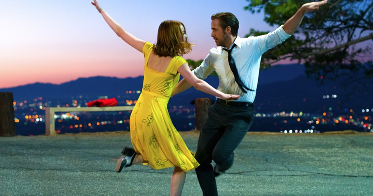 Το trailer του La La Land θα σε αφήσει με το πιο γιορτινό χαμόγελο στα χείλη