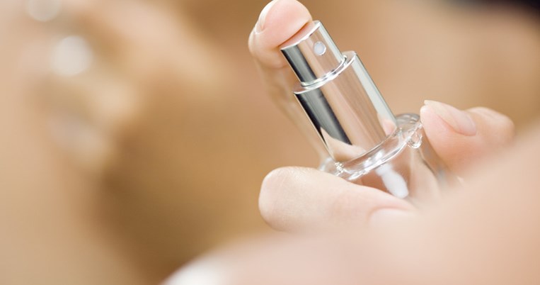 5 προϊόντα που θα σε κάνουν να μυρίζεις υπέροχα αυτόν τον χειμώνα και δεν θα θες να αποχωριστείς