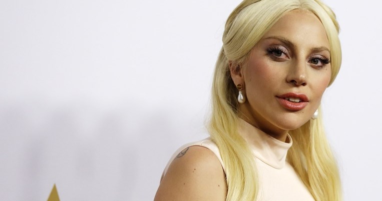 Η Lady Gaga αποκαλύπτει ότι, μετά τον βιασμό της, ανέπτυξε το σύνδρομο PTSD 