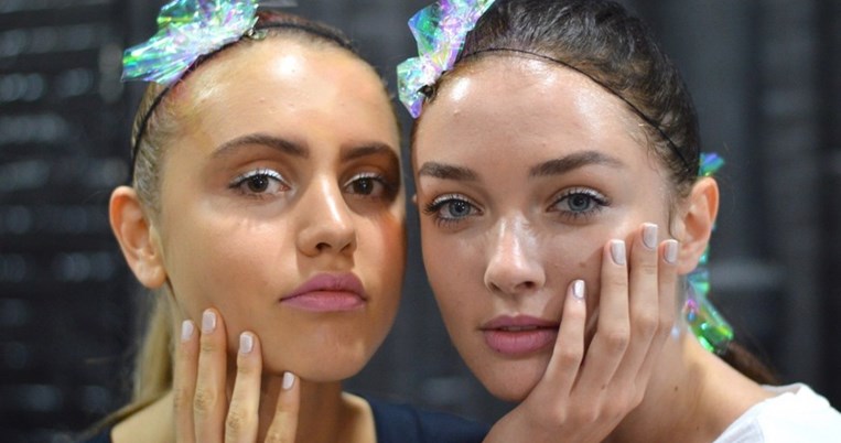 8 μαγικά λάδια για μαλλιά και σώμα κάτω από 20 ευρώ