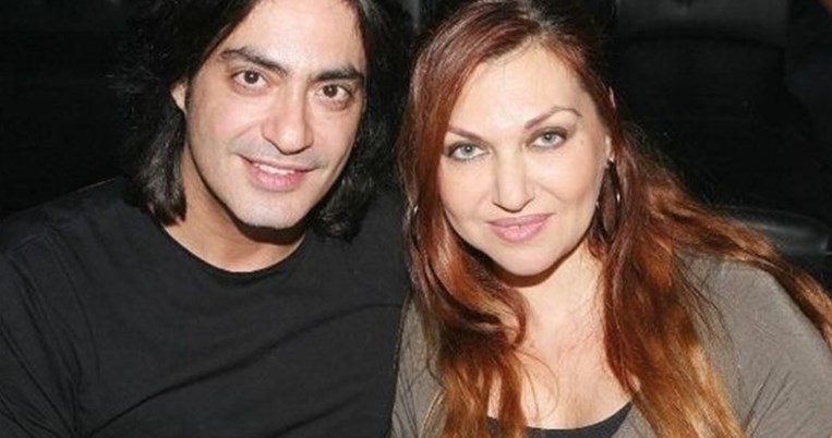 Διονύσης Σχοινάς: Η χριστουγεννιάτικη φωτογραφία που έκανε την Καίτη Γαρμπή να ξεσπάσει