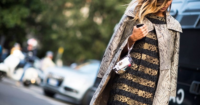  5 φορέματα για τις γιορτές που ταιριάζουν σε κάθε σωματότυπo