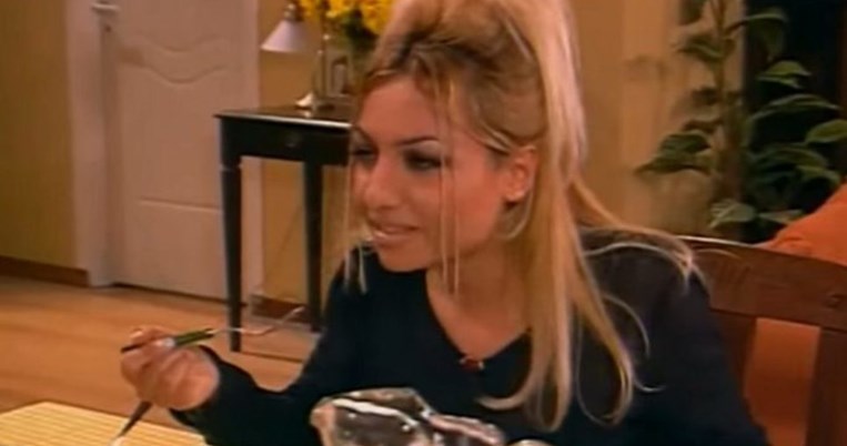 The Voice: Αγνώριστη η Τζόαν από τα Εγκλήματα. Εμφανίστηκε στη σκηνή και εντυπωσίασε