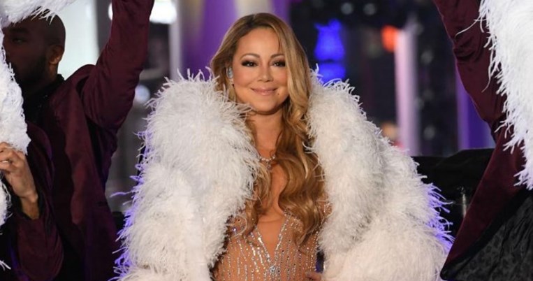 H προβαρισμένη απάντηση της Mariah Carey για το φιάσκο στην Times Square