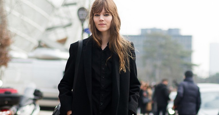 Μία τάση στα μαλλιά από το παρελθόν επέστρεψε και διχάζει τον κόσμο της μόδας 