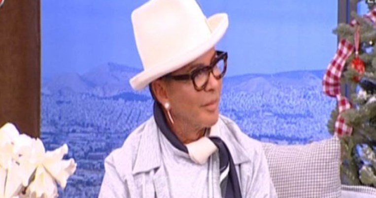 Ο Λάκης Γαβαλάς δηλώνει την ηλικία του με χιούμορ και στυλ 