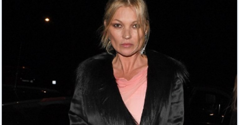 H Kate Moss γιόρτασε τα 43τα γενέθλιά της σε ένα πάρτι που όλοι έγιναν "χάλια" 