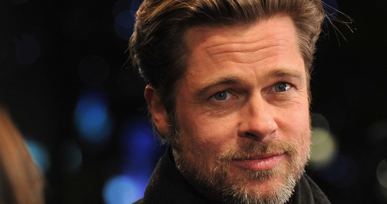 Ποια είναι η νέα σύντροφος του Brad Pitt; Πολύ διάσημη, πλούσια και σέξι.
