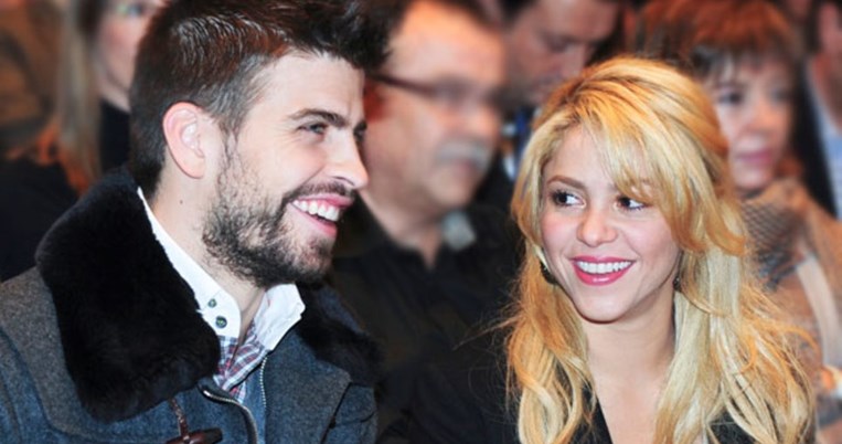 H στιγμή που έγινε viral: Δες τον Gerald Pique να λούζει τη Shakira (Bίντεο)