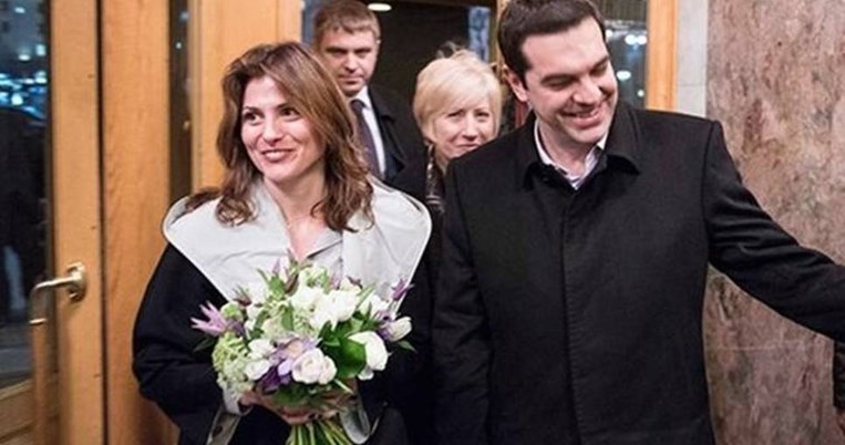 «Ο μυστικός γάμος του Αλέξη Τσίπρα στο Παρίσι». Ένα κείμενο που έγινε viral