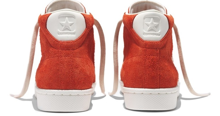 Γιατί έχουμε την εντύπωση ότι αυτά τα Converse sneakers τα περίμενες πως και πως;