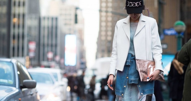 Το trend που υιοθέτησε η Olivia Palermo στην Εβδομάδα Μόδας δεν κοστίζει τίποτα και είναι η νέα τάση