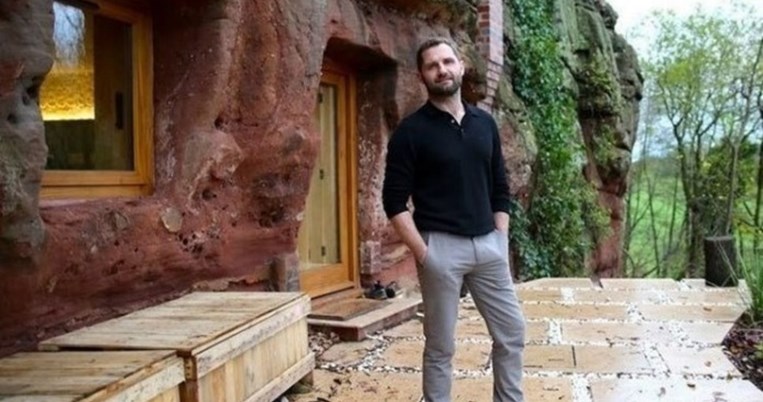 Μετέτρεψε μια σπηλιά 800 ετών σε ένα ονειρικό σπίτι. Η κουζίνα θα σας μαγέψει