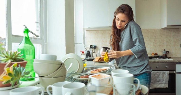 7 συχνά λάθη που κάνεις στα καθάρισμα του σπιτιού και θέτεις σε κίνδυνο την υγεία σου