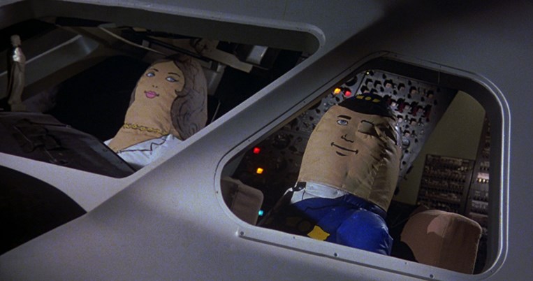 Ποια είναι η καλύτερη θέση να κάθεστε σε περίπτωση που πέσει το αεροπλάνο (και ποια η χειρότερη)