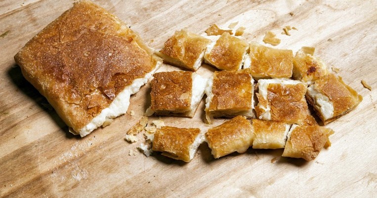 H καλύτερη Σαλονικιώτικη μπουγάτσα της Αθήνας βρίσκεται στην Καλλιθέα