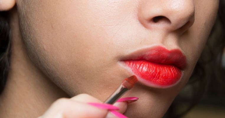 Do και Don'ts: Δες τι κάνεις λάθος και τι σωστά με το κραγιόν σου