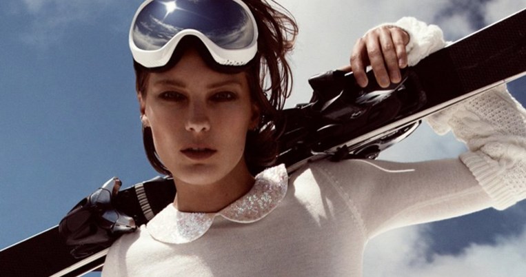 Shopping: Τα πιο stylish ρούχα και αξεσουάρ για σκι για να ξεχωρίζουμε στις λευκές πλαγιές 