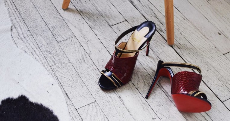 Πώς να προστατέψεις τις κόκκινες σόλες των Louboutin σου και να παραμείνουν άθικτες