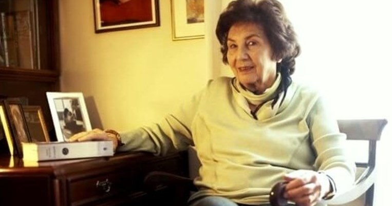 Άλκη Ζέη: Να είστε μαζί, να αγαπιέστε και να βοηθάει ο ένας τον άλλον