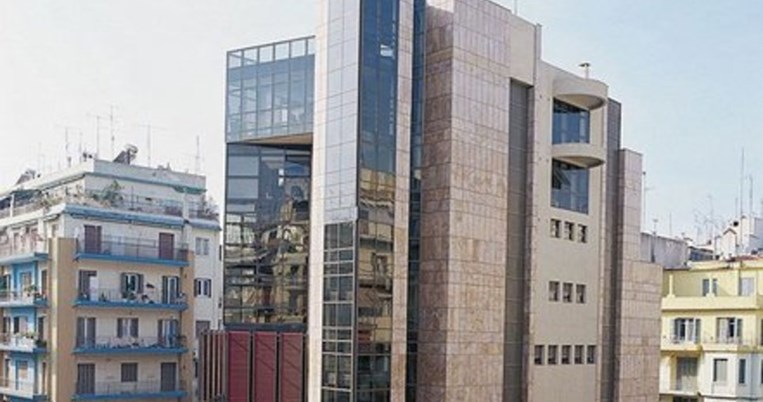 Η εντυπωσιακά ανακαινισμένη Βιβλιοθήκη της Θεσσαλονίκης κλέβει όλα τα βλέμματα στο κέντρο της πόλης