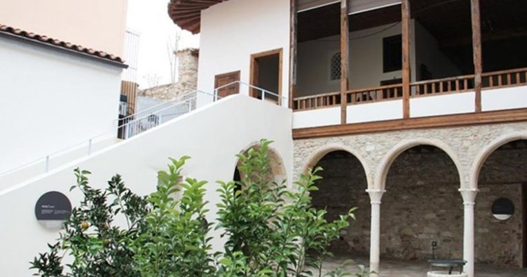 Αυτό είναι το παλαιότερο σπίτι στην Αθήνα. Βρίσκεται εκεί για πάνω από 4 αιώνες