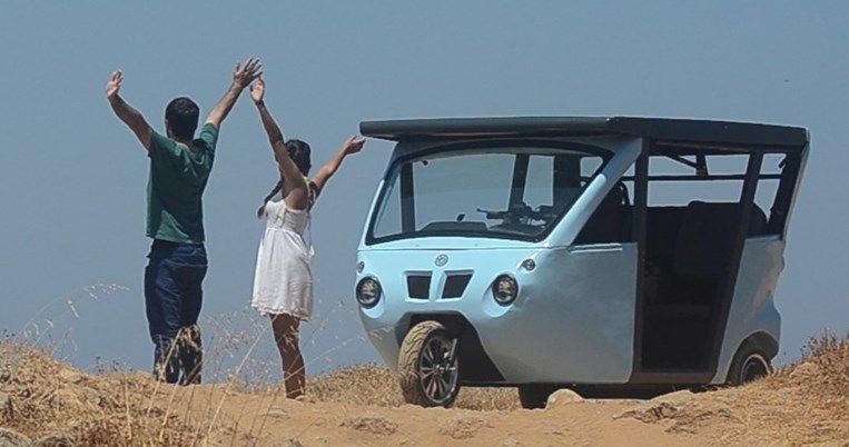 Sunnyclist: Το ηλιακό όχημα των Ελλήνων βγήκε στην παραγωγή, προσφέρει μέχρι και 35 χλμ κάθε μέρα