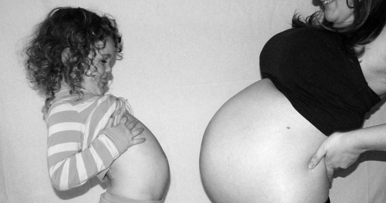 Πώς μπορώ να προετοιμάσω το μεγαλύτερο παιδί μου για τον ερχομό του μωρού;