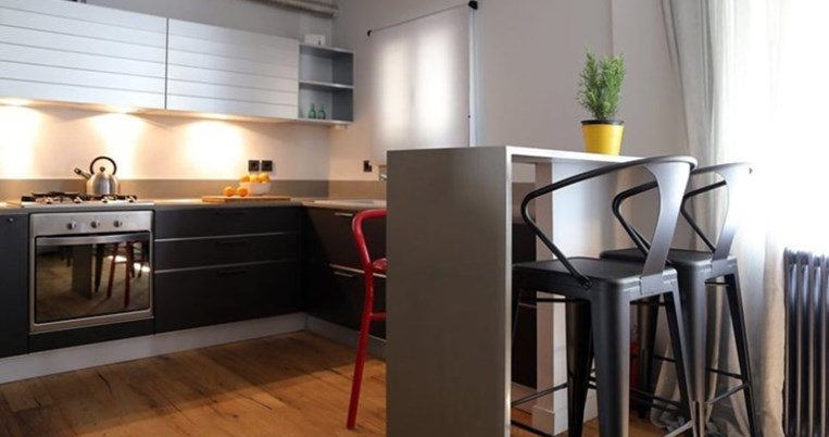 Ένα μικρό διαμέρισμα 80 τ.μ. στο Παλαιό Ψυχικό που δείχνει μεγάλο 