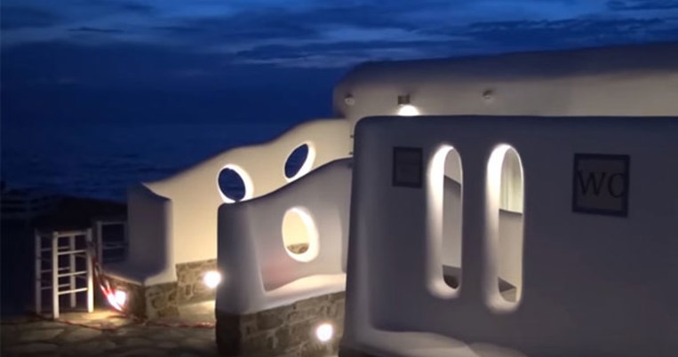 Δημόσιες τουαλέτες 5 αστέρων στην Μύκονο, το νέο αξιοθέατο του νησιού 