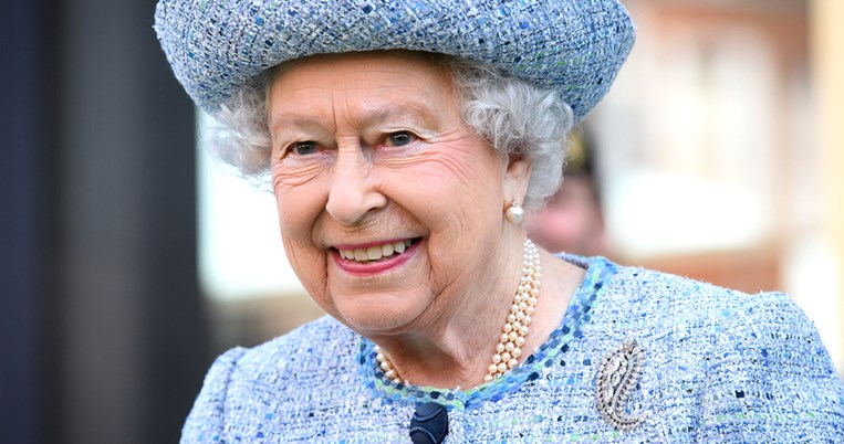 Η βασίλισσα Ελισάβετ άλλαξε στυλ μαλλιών στα 91 της
