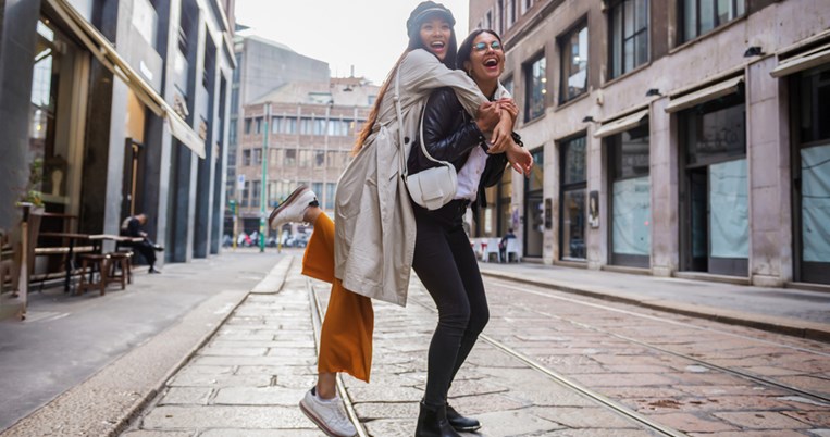 8 tips για να χτίσετε μία capsule wardrobe που θα κρατήσει μια ζωή