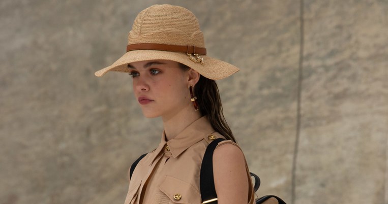 Η αναγέννηση της γυναίκας που λατρεύει να ταξιδεύει