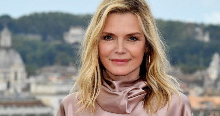 Η throwback φωτογραφία της Μισέλ Φάιφερ με τα παιδιά της