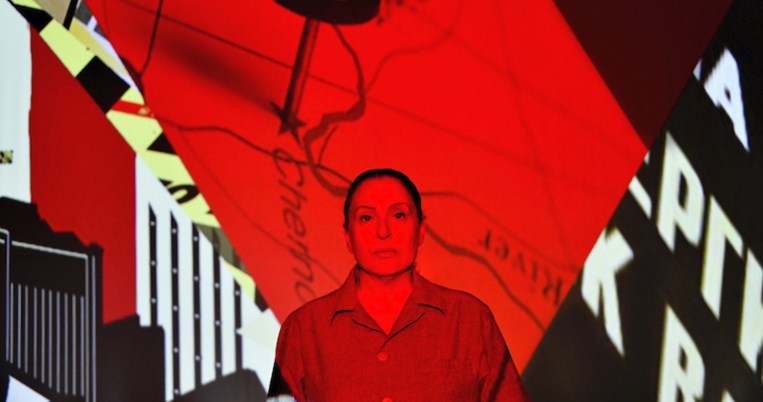 4 υπέροχες παραστάσεις ετοιμάζονται να κάνουν πρεμιέρα στη σκηνή του θεάτρου του Νέου Κόσμου