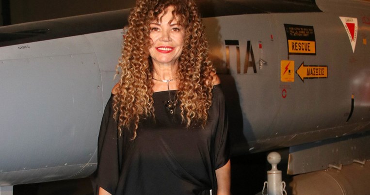 «Τελικά αυτό που ήθελα να αποφύγω, δεν μπορώ να το αποφύγω»: Η Ελένη Δήμου ξανά στο νοσοκομείο