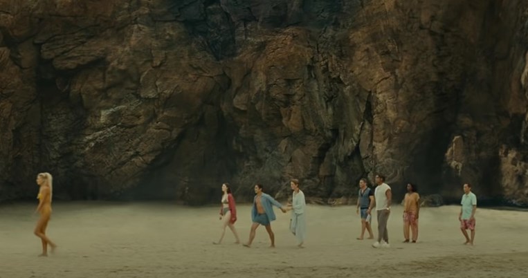 Είδα το «Old» του Σιάμαλαν και χαράμισα 108 πολύτιμα λεπτά από τη ζωή μου